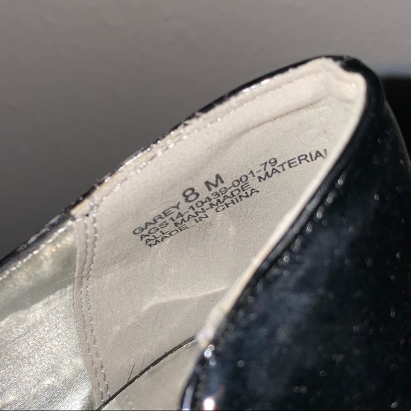 Black Pleather Pumps - Picture 3 of 4